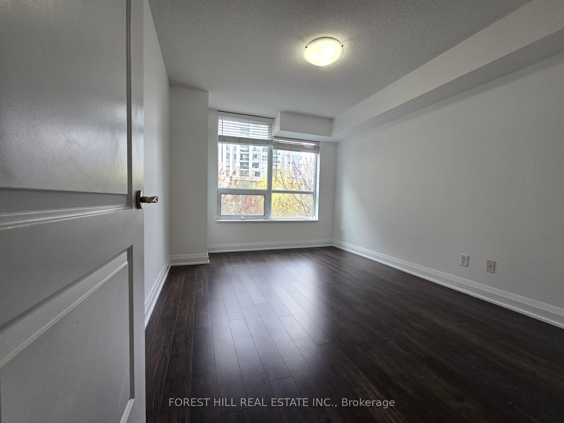 Photo 7 of Unit 209, 30 North Park Road, Vaughan, Beverley Glen — HOMEH