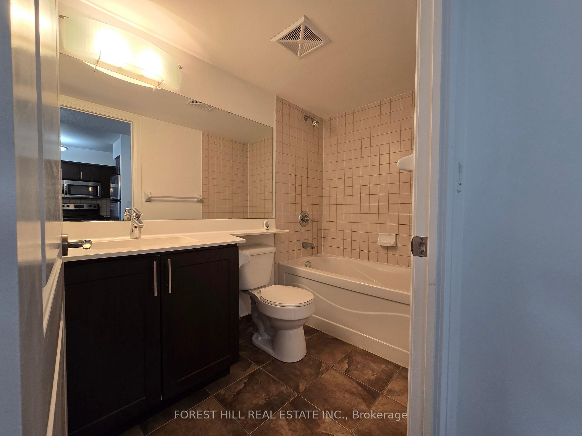 Photo 10 of Unit 209, 30 North Park Road, Vaughan, Beverley Glen — HOMEH