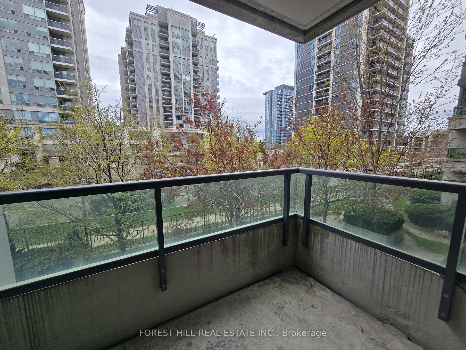Photo 13 of Unit 209, 30 North Park Road, Vaughan, Beverley Glen — HOMEH