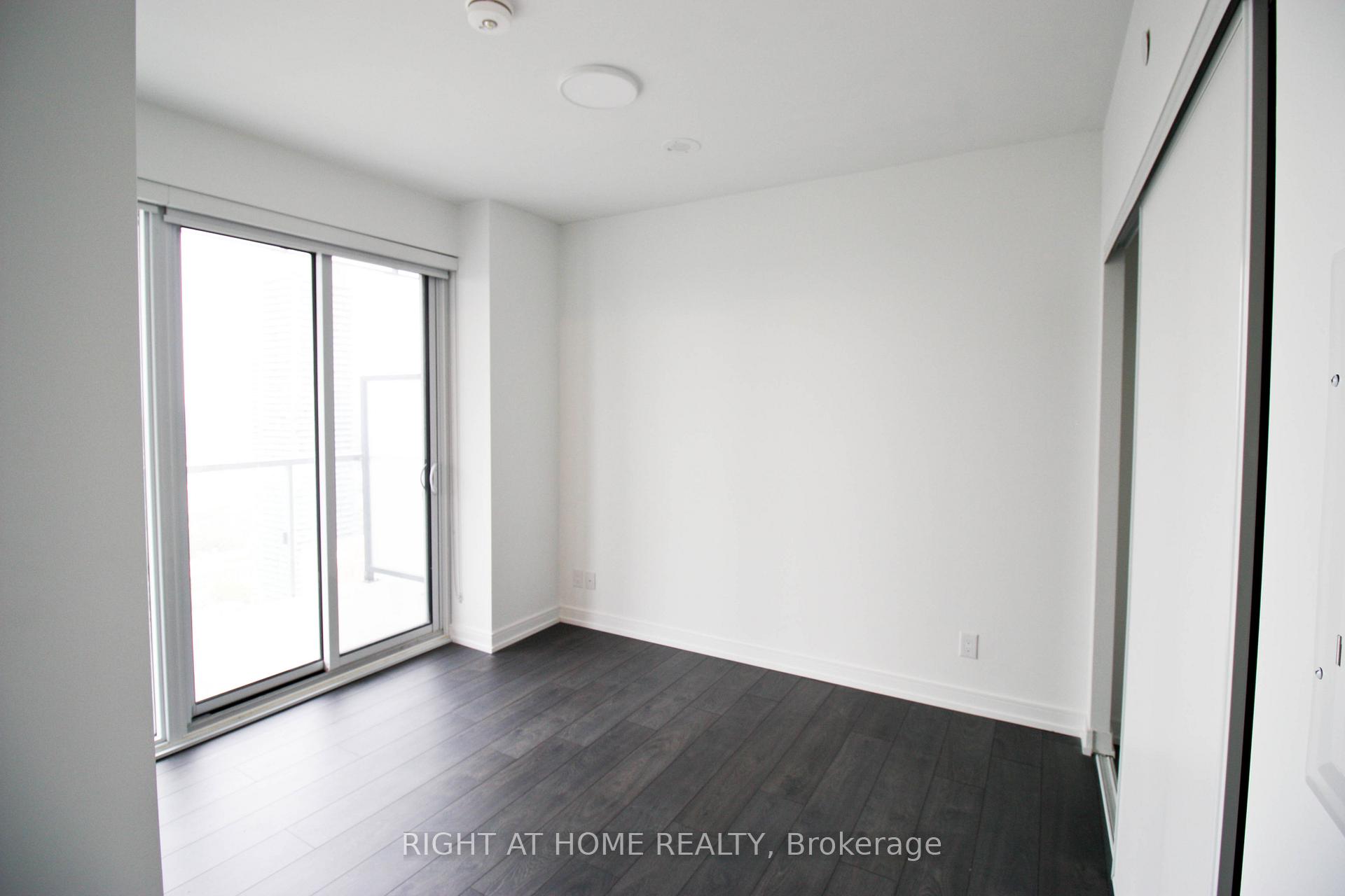 Photo 8 of Unit 4505, 3 Gloucester Street, Toronto, Church-Yonge Corridor — HOMEH