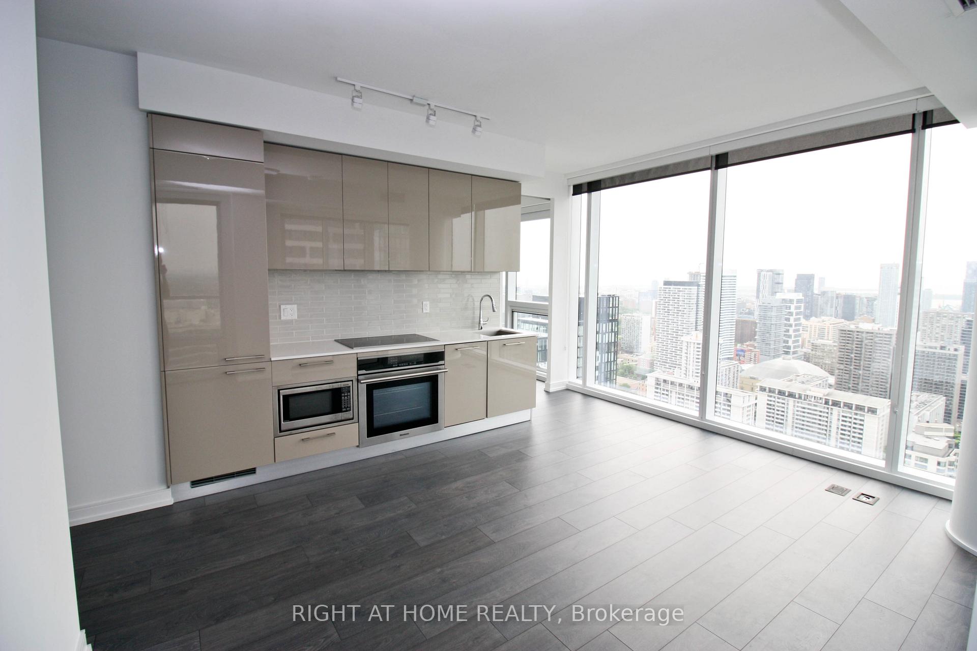 Photo 27 of Unit 4505, 3 Gloucester Street, Toronto, Church-Yonge Corridor — HOMEH