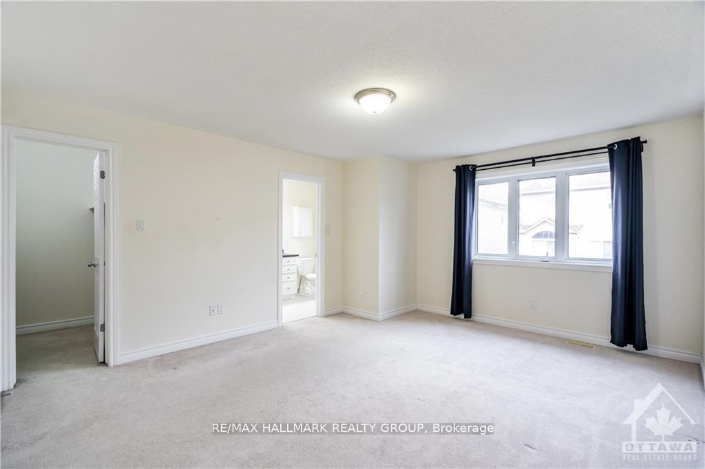 Photo 14 of 696 Paul Metivier Drive, Ottawa, Barrhaven - Strandherd — HOMEH