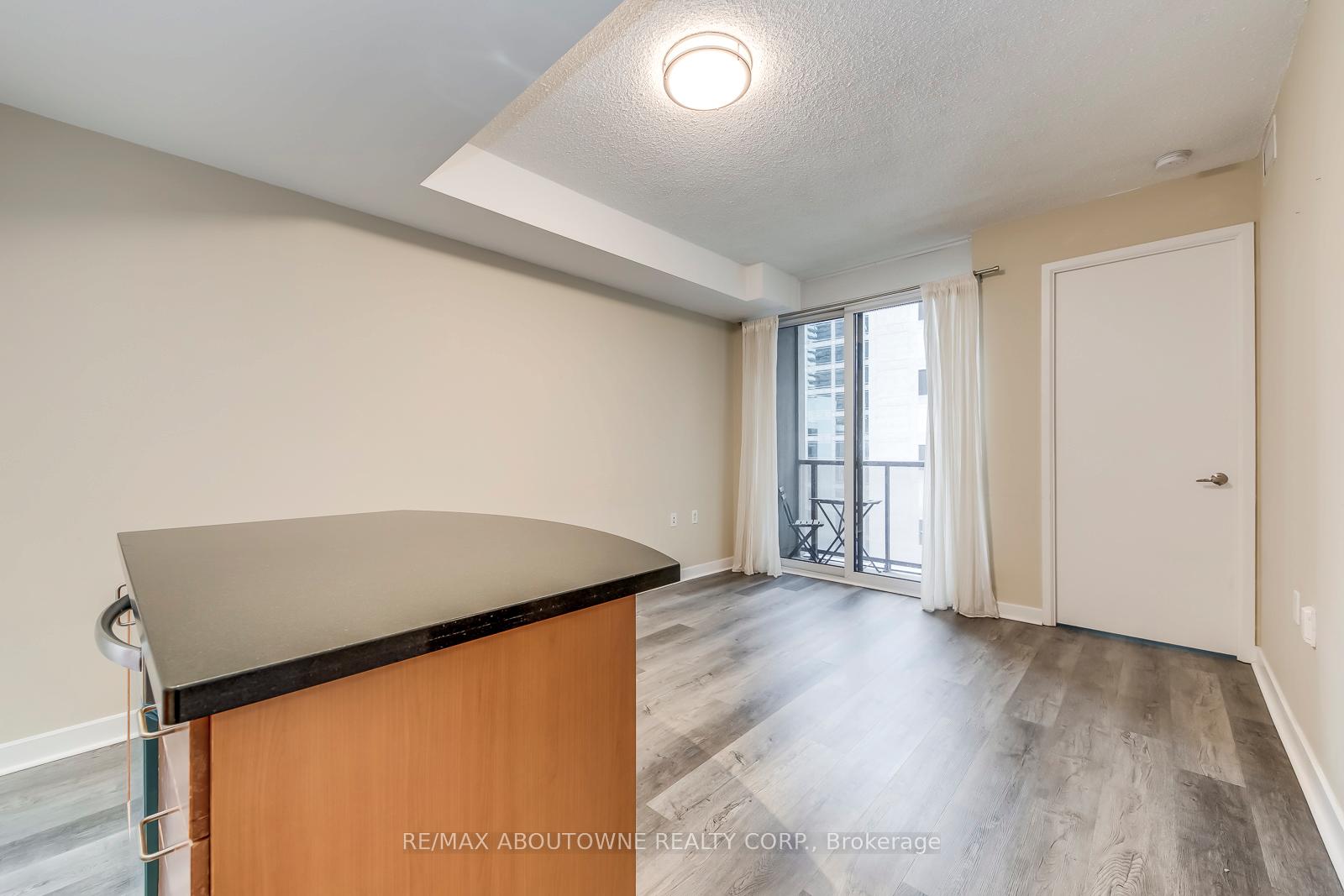 Photo 12 of Unit 1201, 85 Bloor Street E, Toronto, Church-Yonge Corridor — HOMEH