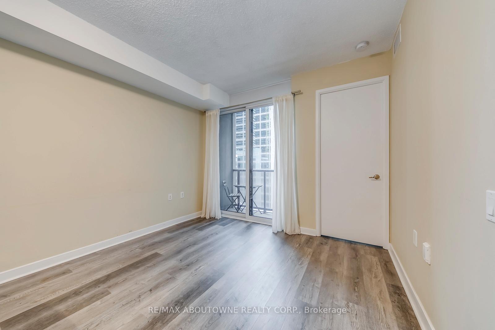 Photo 13 of Unit 1201, 85 Bloor Street E, Toronto, Church-Yonge Corridor — HOMEH