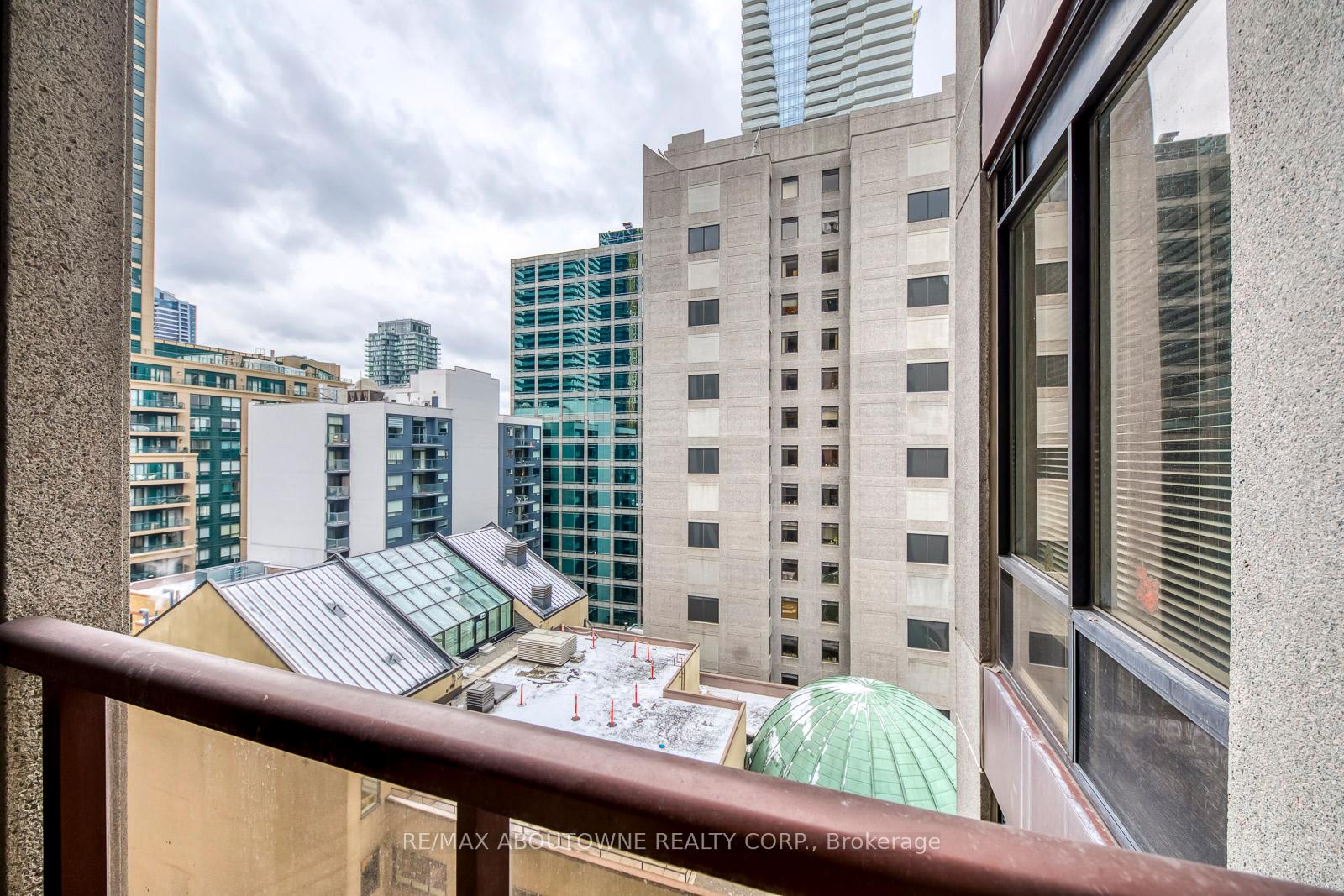 Photo 17 of Unit 1201, 85 Bloor Street E, Toronto, Church-Yonge Corridor — HOMEH