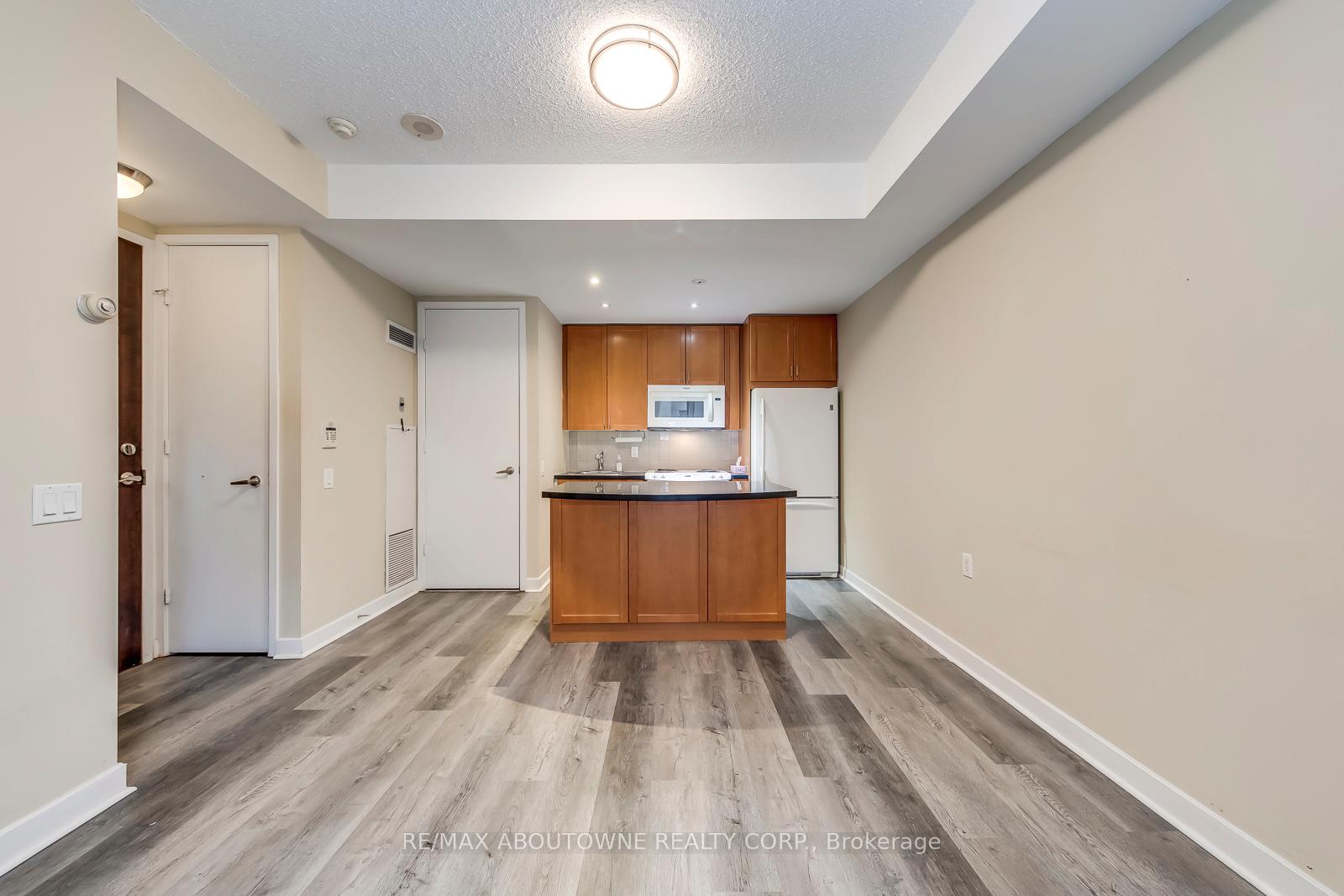 Photo 19 of Unit 1201, 85 Bloor Street E, Toronto, Church-Yonge Corridor — HOMEH