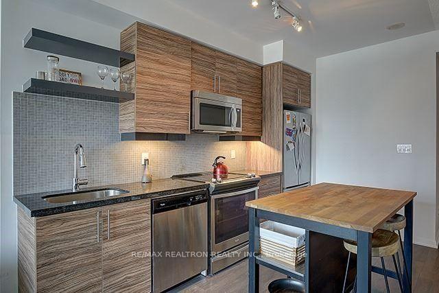 Photo 4 of Unit 1207, 400 Adelaide Street E, Toronto, Moss Park — HOMEH