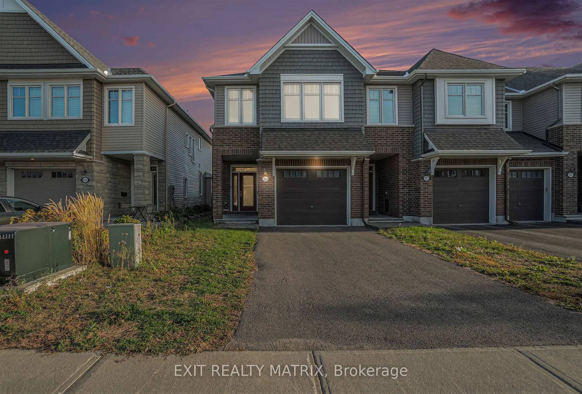 Photo 2 of 554 Jackdaw Avenue, Ottawa, Barrhaven - Half Moon Bay — HOMEH