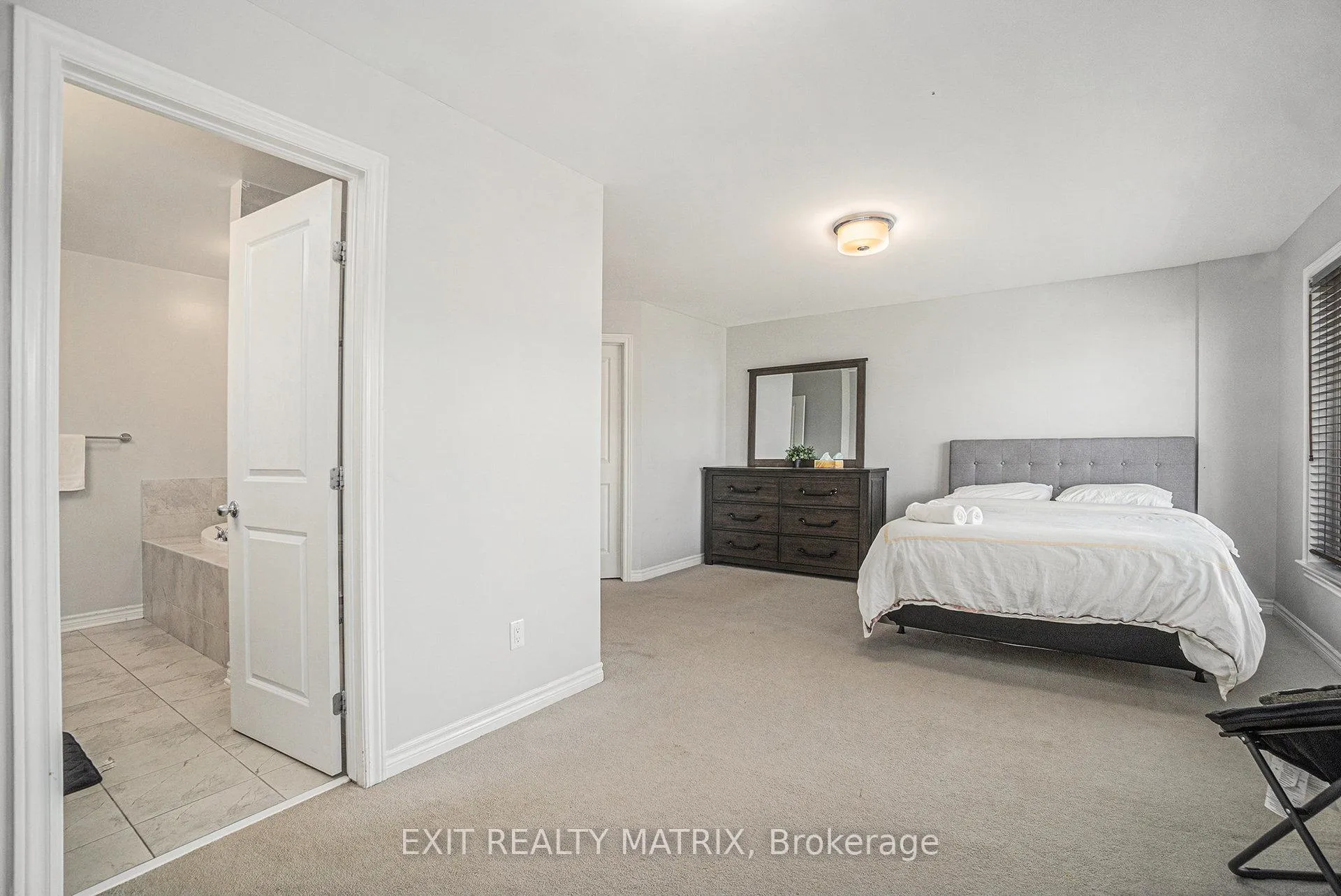 Photo 20 of 554 Jackdaw Avenue, Ottawa, Barrhaven - Half Moon Bay — HOMEH