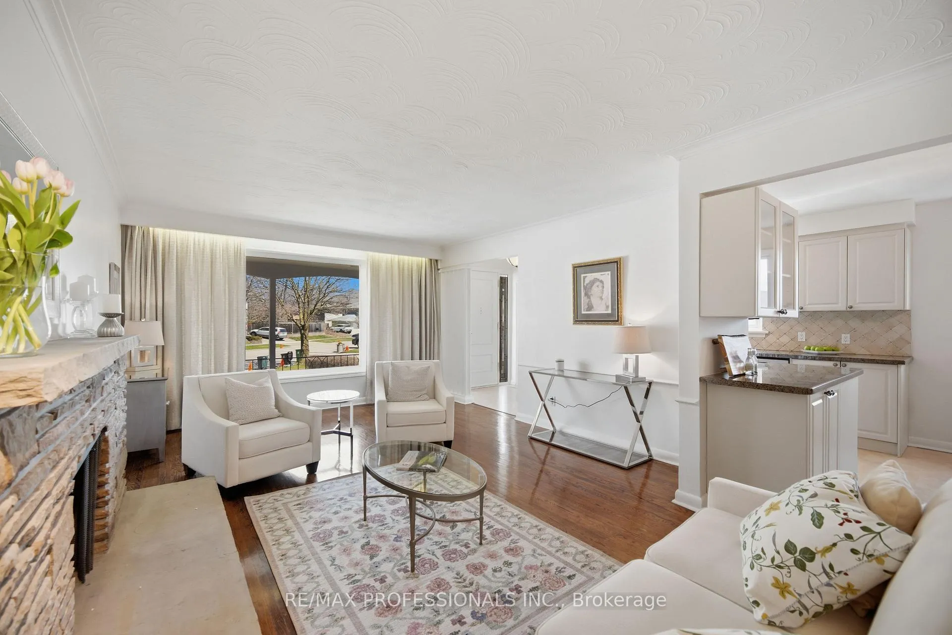 Photo 11 of 9 Halbadier Place, Etobicoke, Islington-City Centre West — HOMEH