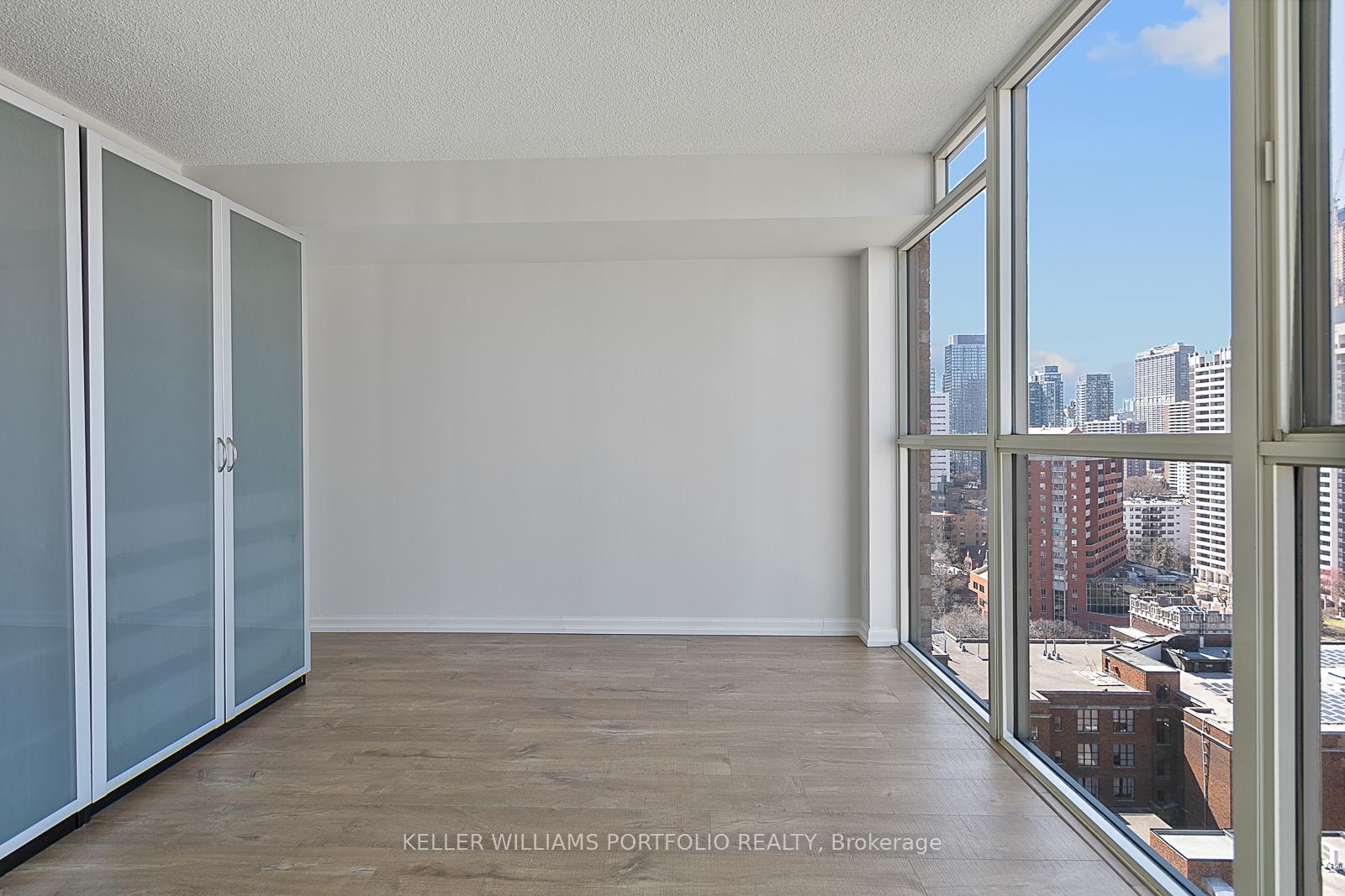 Photo 16 of Unit 2104, 15 Maitland Place, Toronto, Cabbagetown-South St. James Town — HOMEH