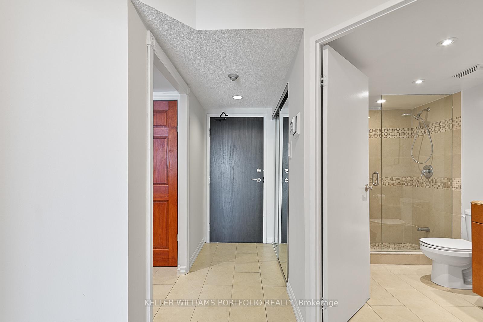 Photo 25 of Unit 2104, 15 Maitland Place, Toronto, Cabbagetown-South St. James Town — HOMEH