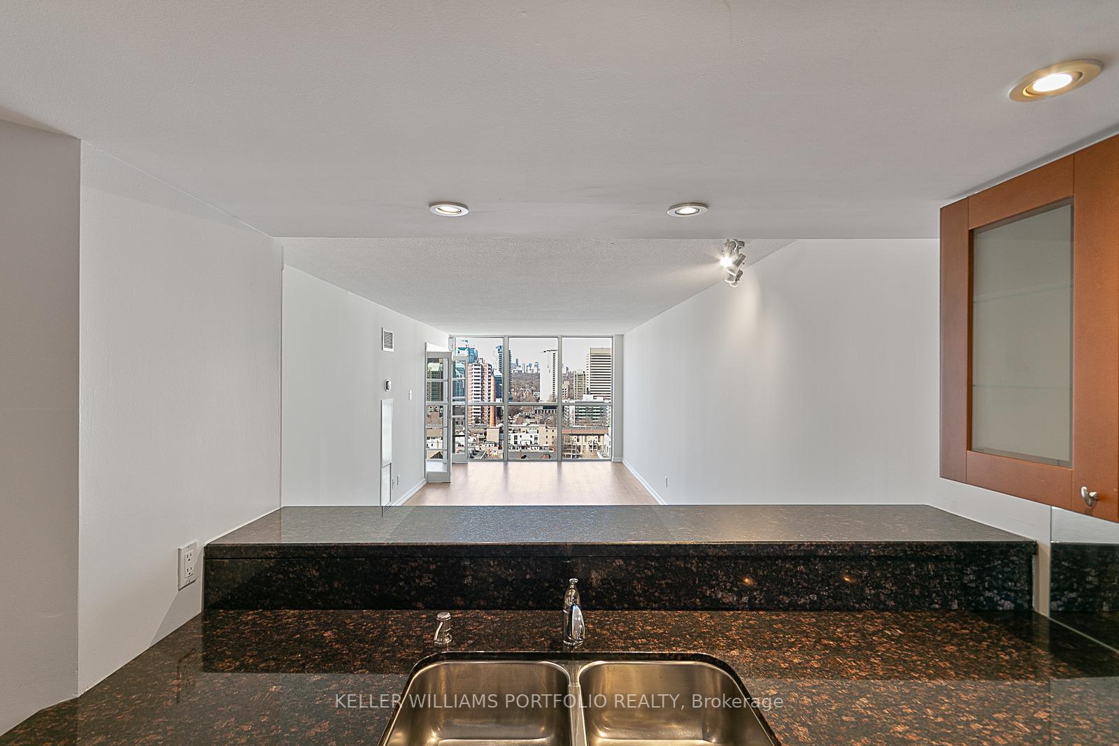 Photo 27 of Unit 2104, 15 Maitland Place, Toronto, Cabbagetown-South St. James Town — HOMEH