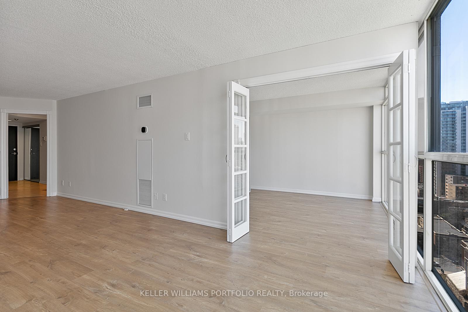 Photo 32 of Unit 2104, 15 Maitland Place, Toronto, Cabbagetown-South St. James Town — HOMEH