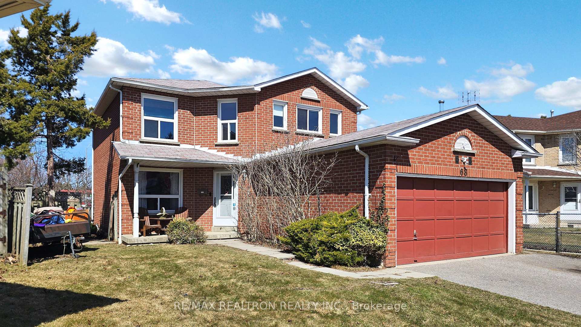 Photo 3 of 68 Patterson Crescent, Ajax, Central — HOMEH