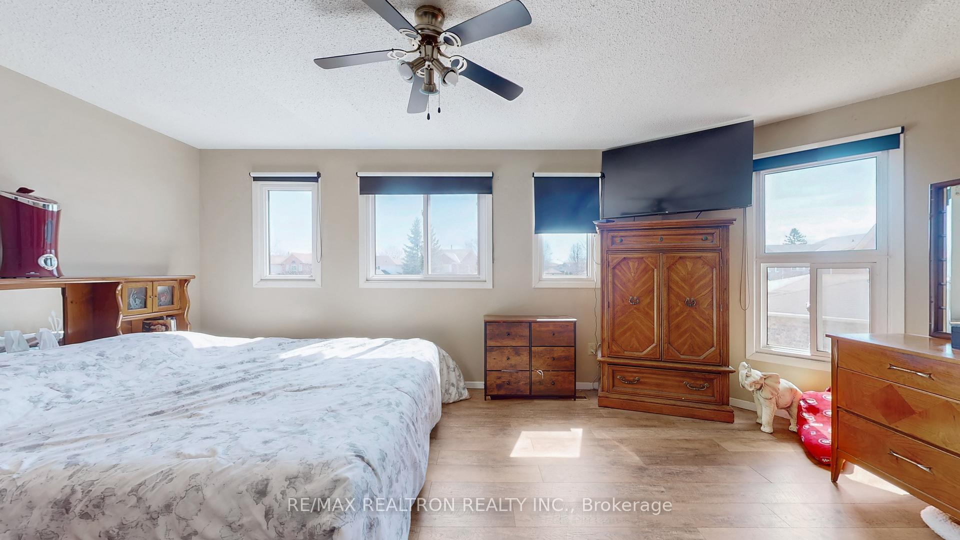 Photo 25 of 68 Patterson Crescent, Ajax, Central — HOMEH