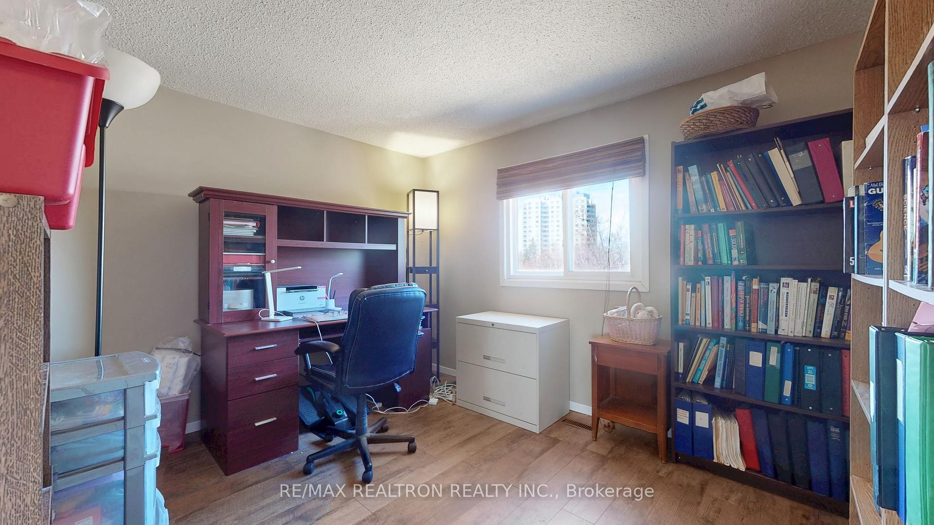 Photo 35 of 68 Patterson Crescent, Ajax, Central — HOMEH