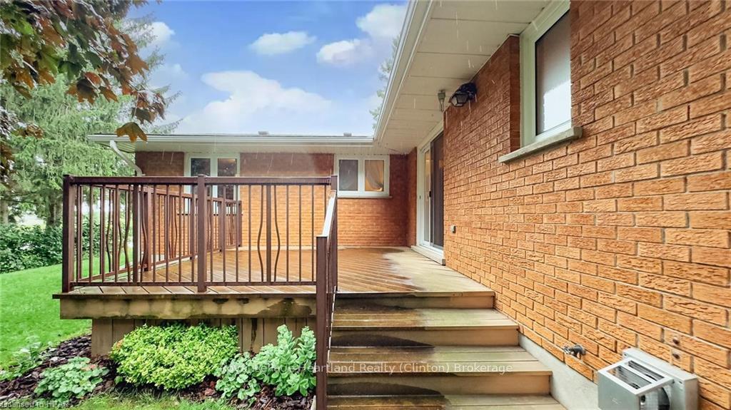 Photo 49 of 108 North Street N, Central Huron, Clinton — HOMEH