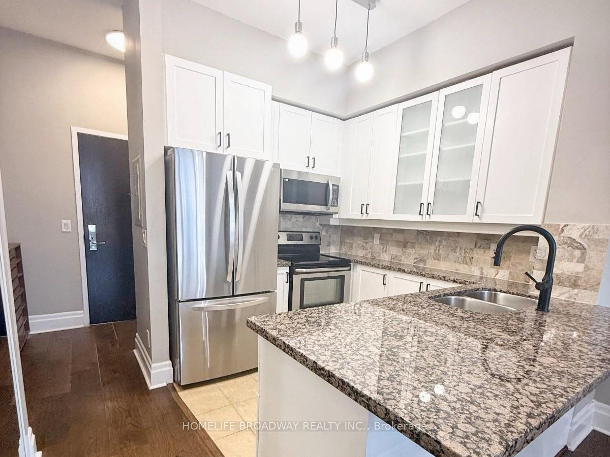 Photo 3 of Unit 104, 111 Upper Duke Crescent, Markham, Unionville — HOMEH