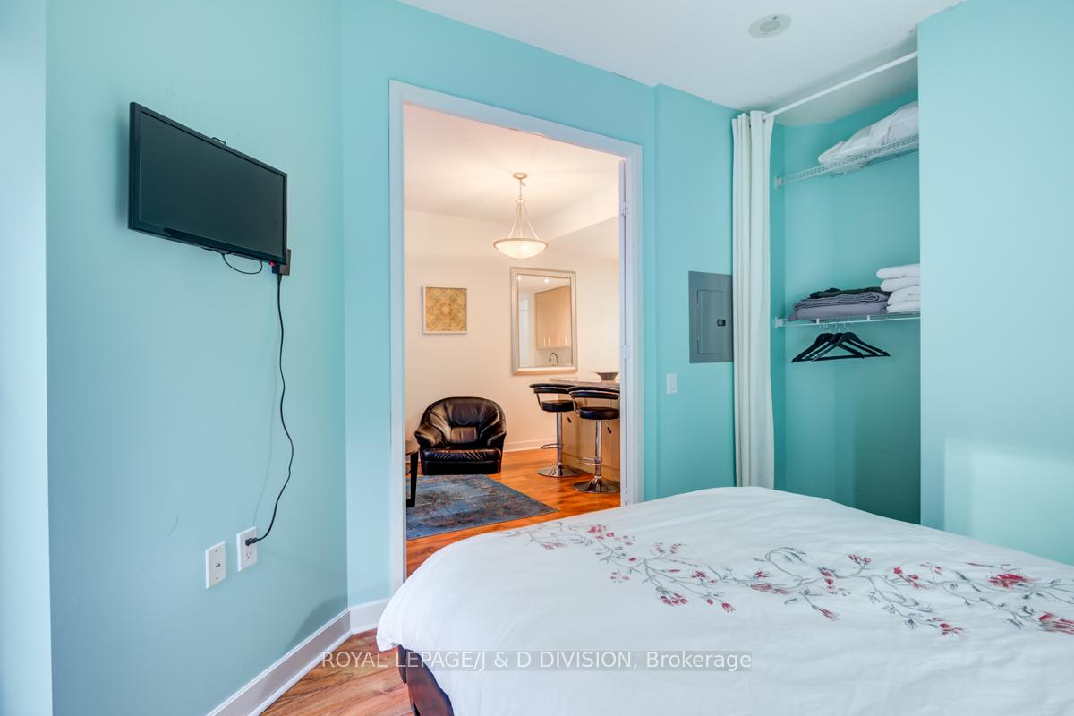Photo 16 of Unit 414, 85 Bloor Street E, Toronto, Church-Yonge Corridor — HOMEH
