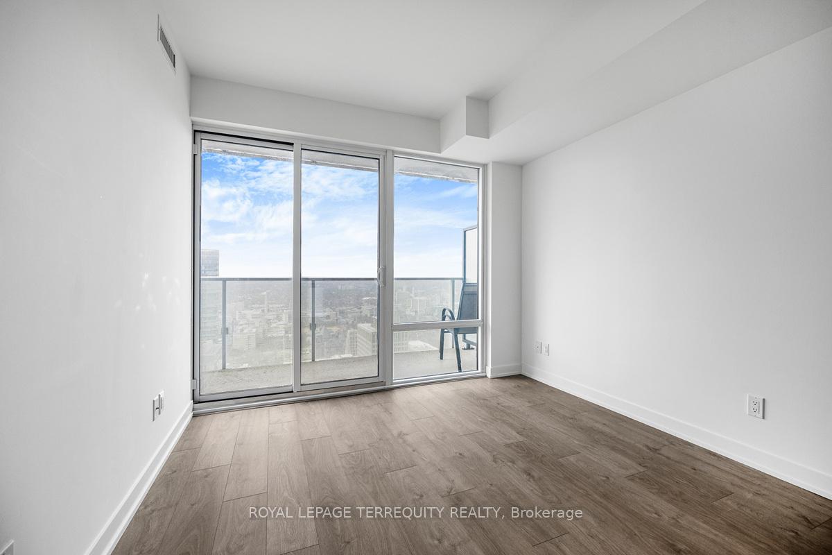 Photo 3 of Unit 4813, 501 Yonge Street, Toronto, Church-Yonge Corridor — HOMEH