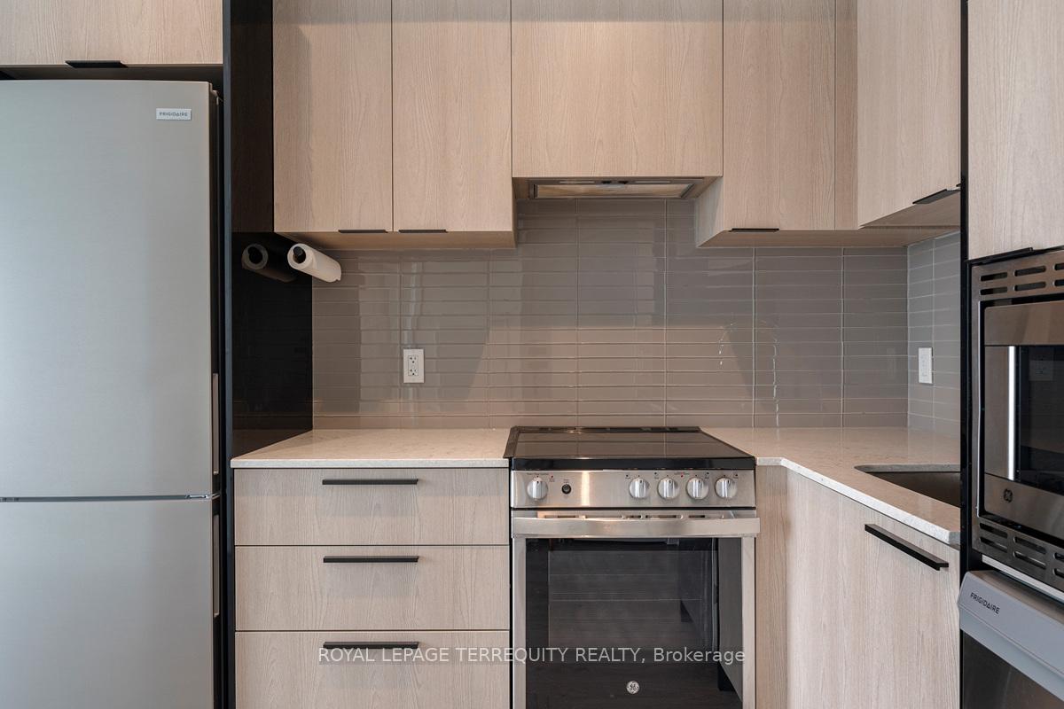 Photo 10 of Unit 4813, 501 Yonge Street, Toronto, Church-Yonge Corridor — HOMEH
