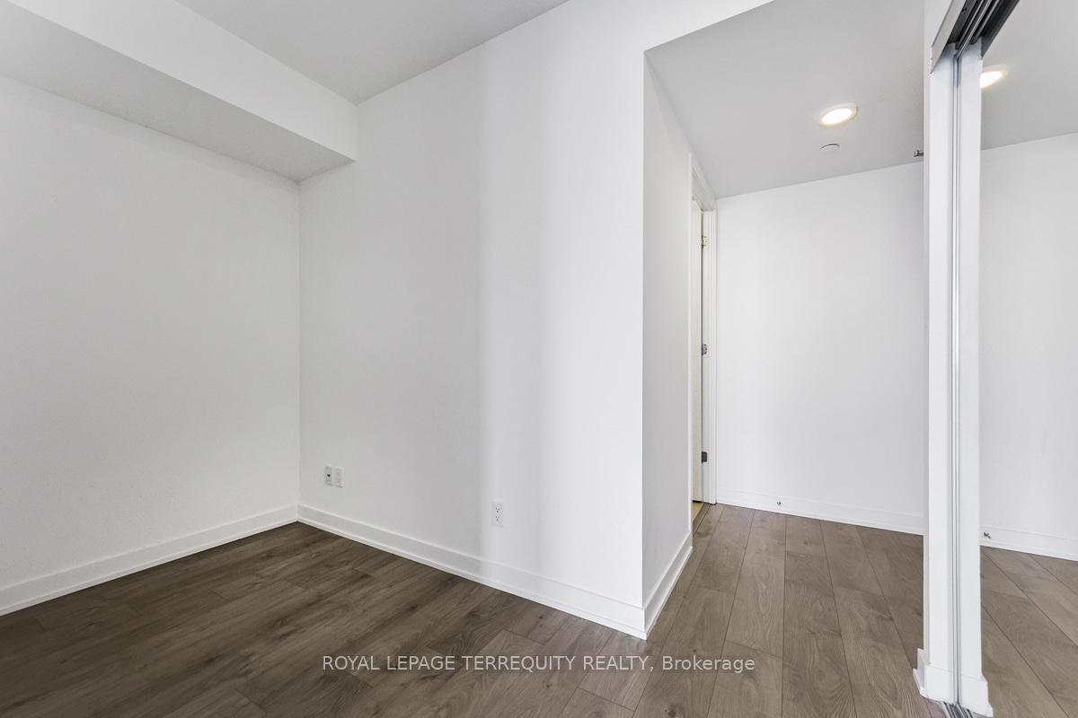 Photo 16 of Unit 4813, 501 Yonge Street, Toronto, Church-Yonge Corridor — HOMEH