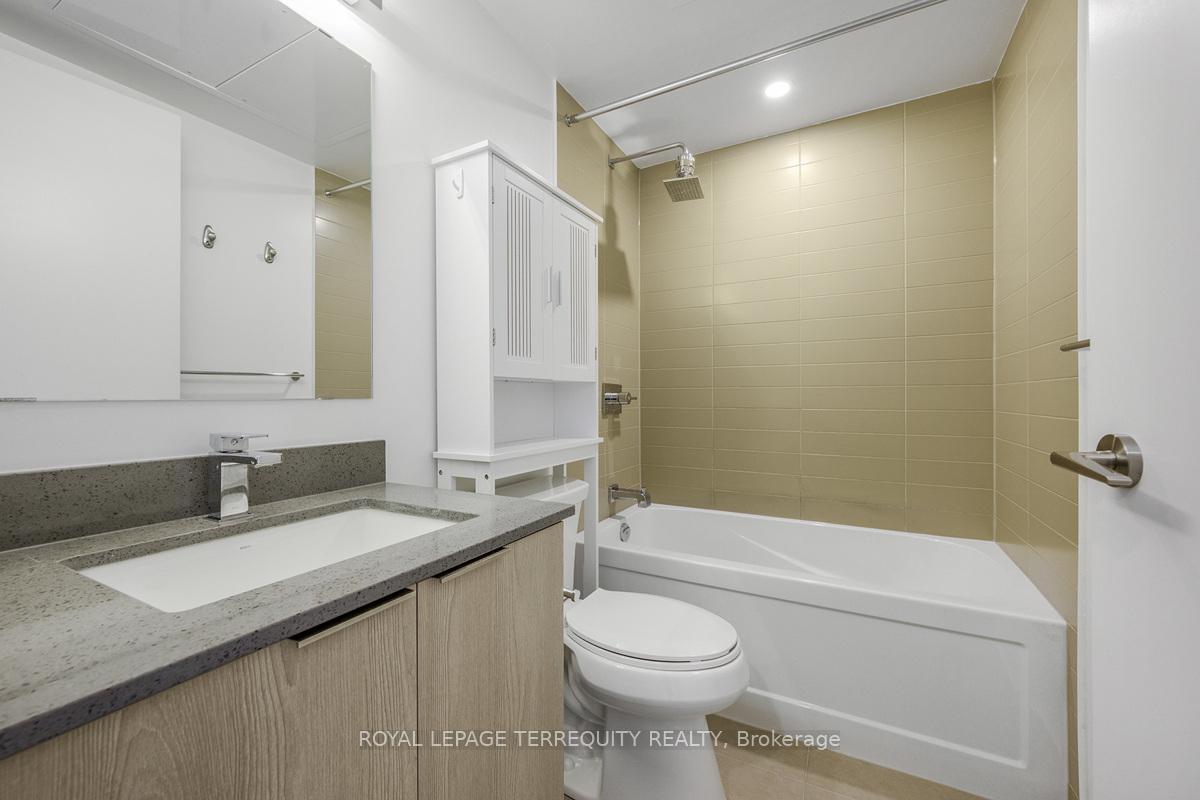Photo 18 of Unit 4813, 501 Yonge Street, Toronto, Church-Yonge Corridor — HOMEH