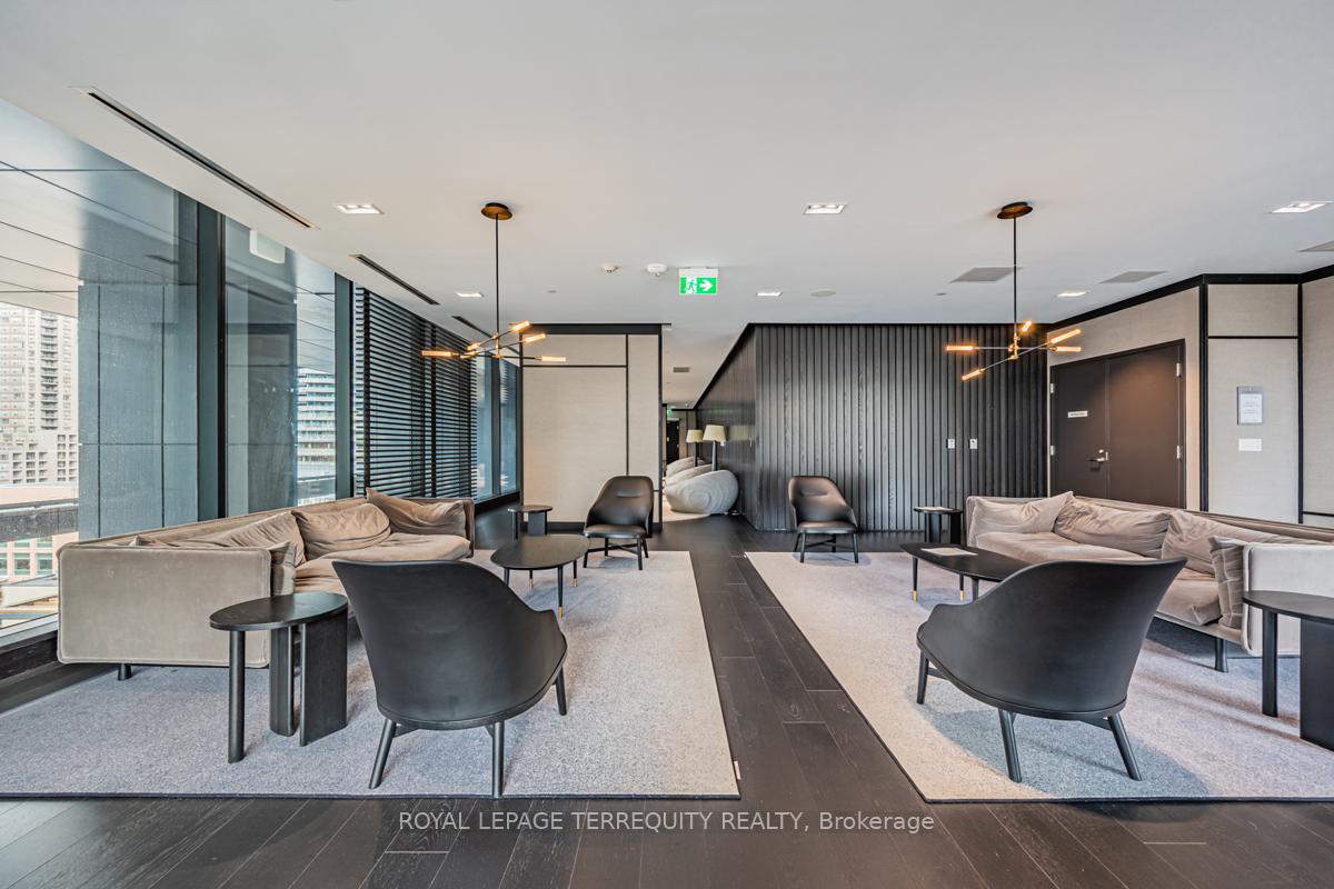 Photo 32 of Unit 4813, 501 Yonge Street, Toronto, Church-Yonge Corridor — HOMEH
