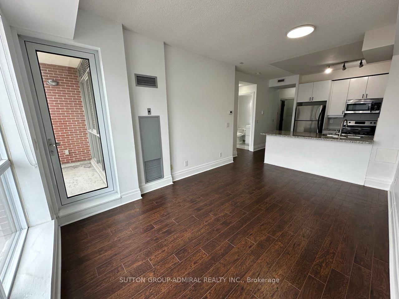 Photo 8 of Unit 408, 1 Upper Duke Crescent, Markham, Unionville — HOMEH