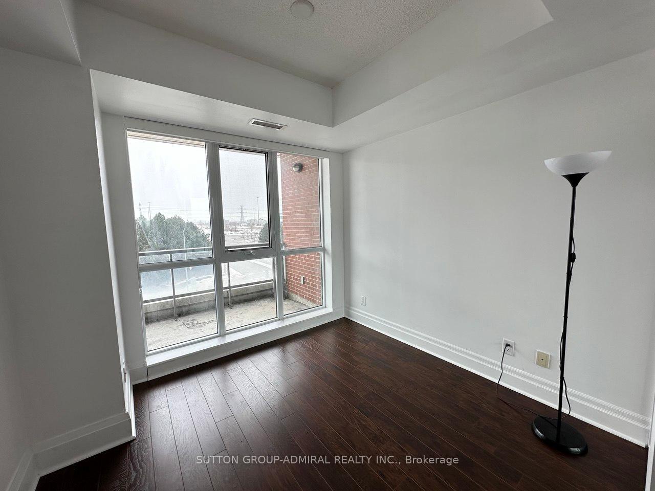 Photo 10 of Unit 408, 1 Upper Duke Crescent, Markham, Unionville — HOMEH