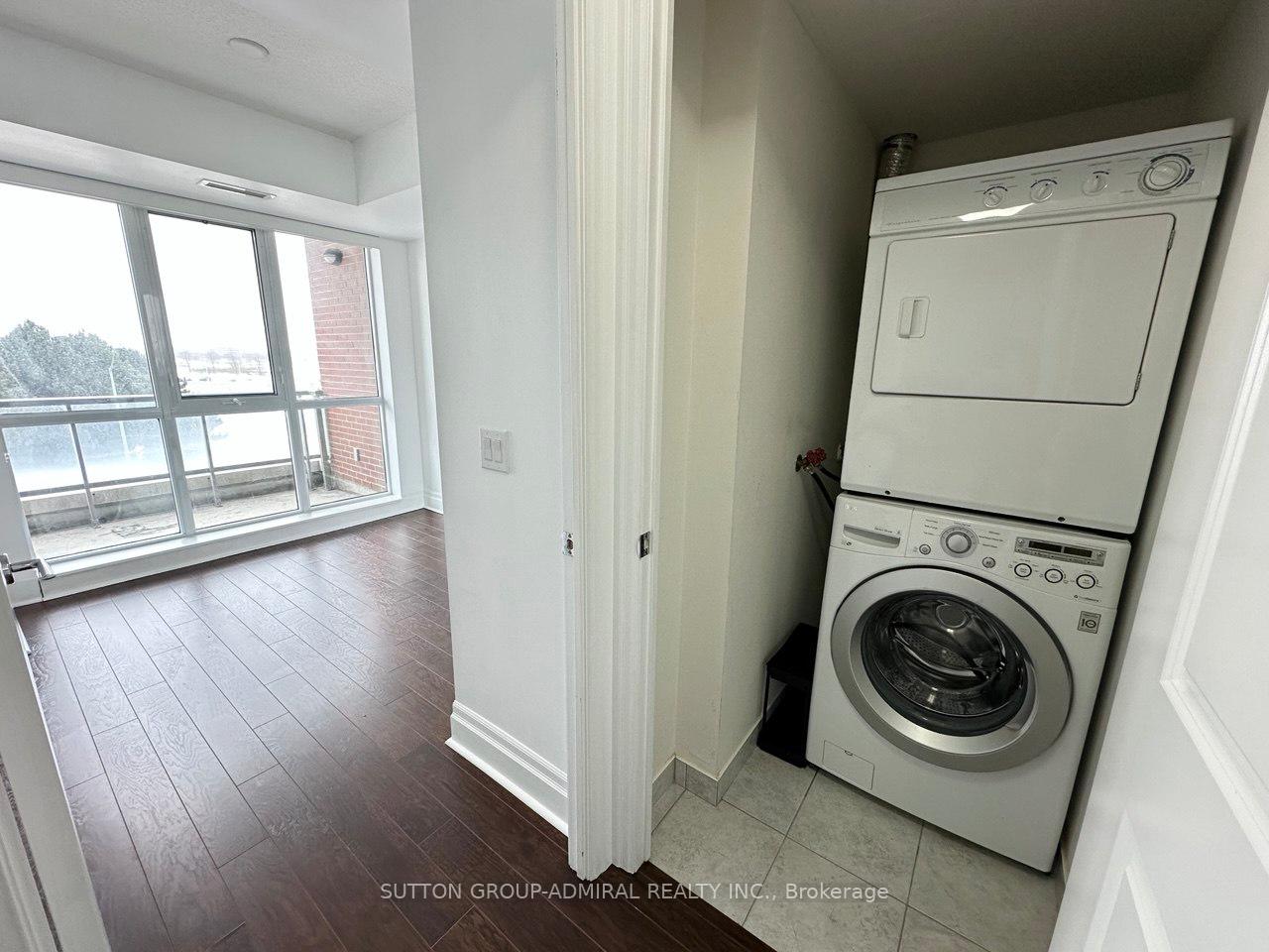 Photo 13 of Unit 408, 1 Upper Duke Crescent, Markham, Unionville — HOMEH
