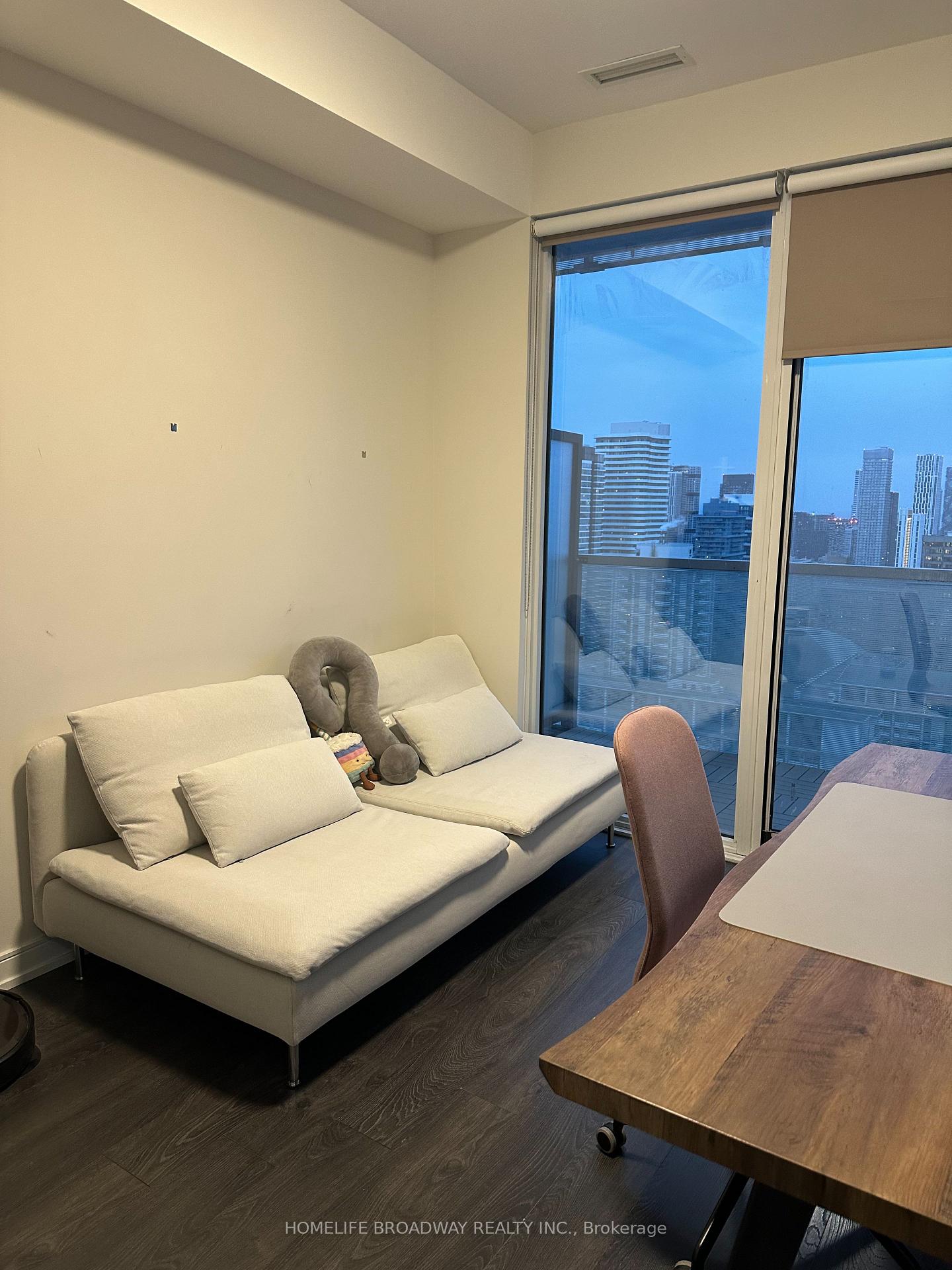 Photo 4 of Unit 3103, 28 Wellesley Street E, Toronto, Church-Yonge Corridor — HOMEH