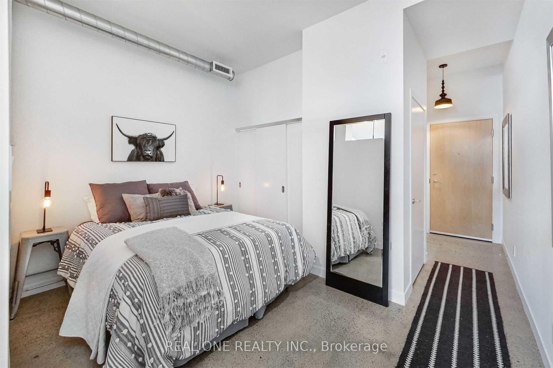 Photo 3 of Unit 321, 510 King Street E, Toronto, Moss Park — HOMEH