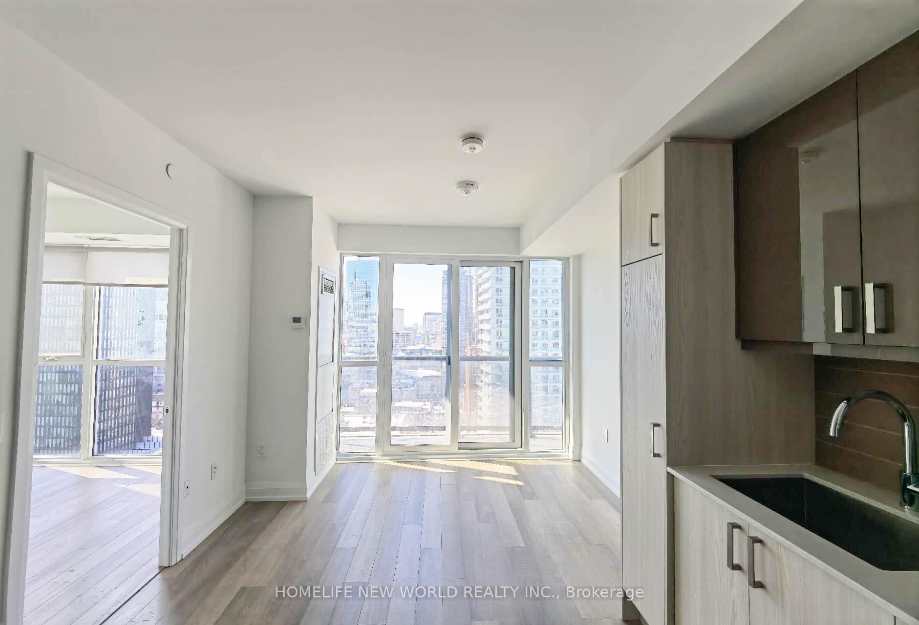 Photo 3 of Unit 2406, 77 Mutual Street, Toronto, Church-Yonge Corridor — HOMEH