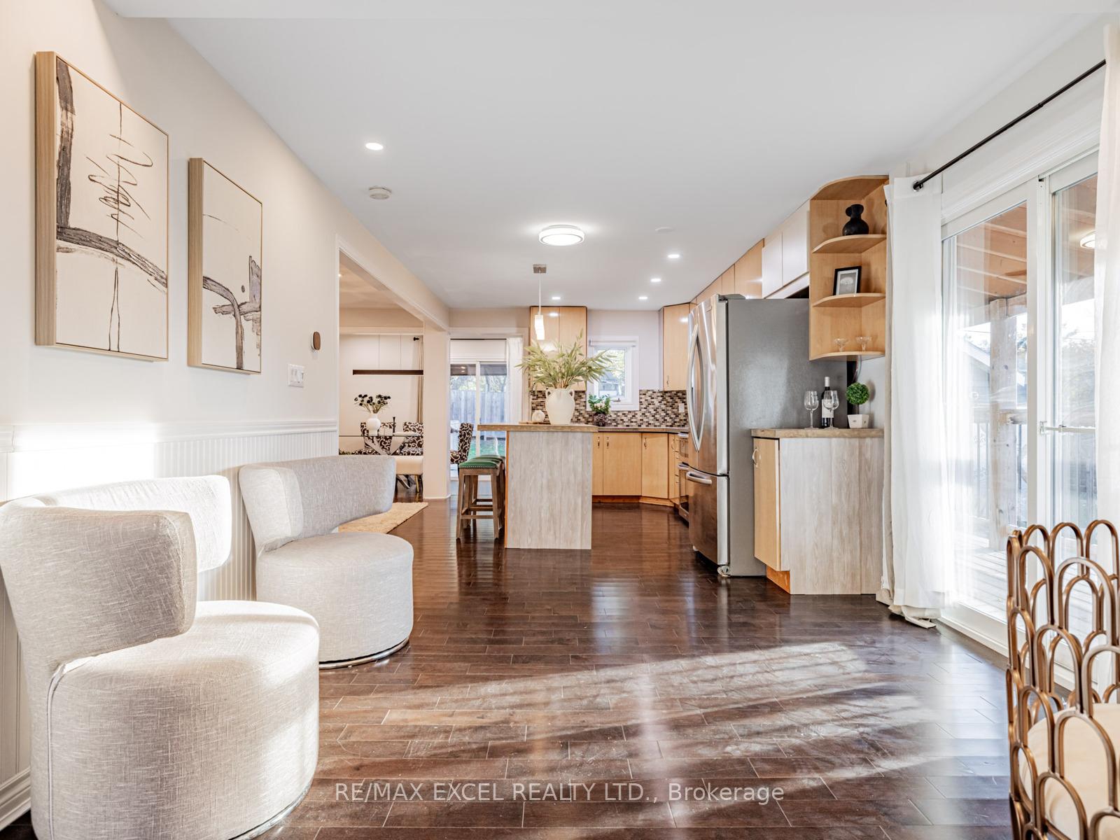 Photo 6 of 299 Pasadena Drive, Georgina, Keswick South — HOMEH