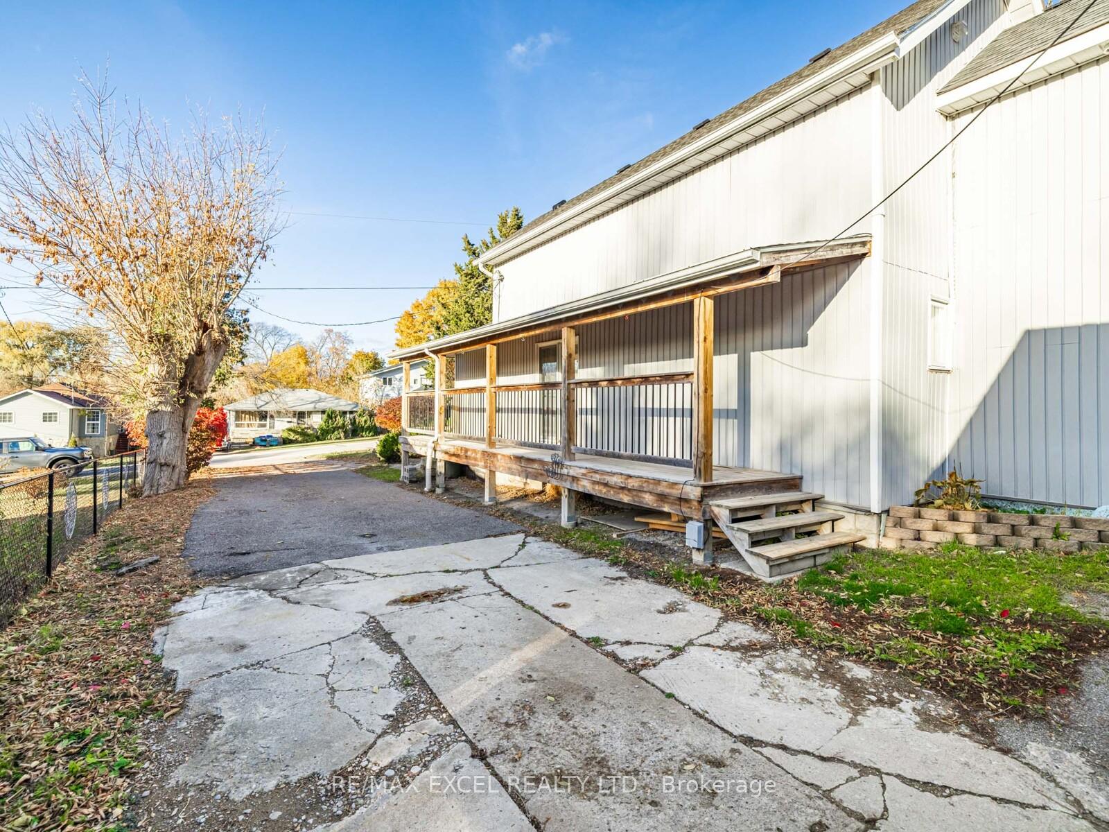 Photo 35 of 299 Pasadena Drive, Georgina, Keswick South — HOMEH