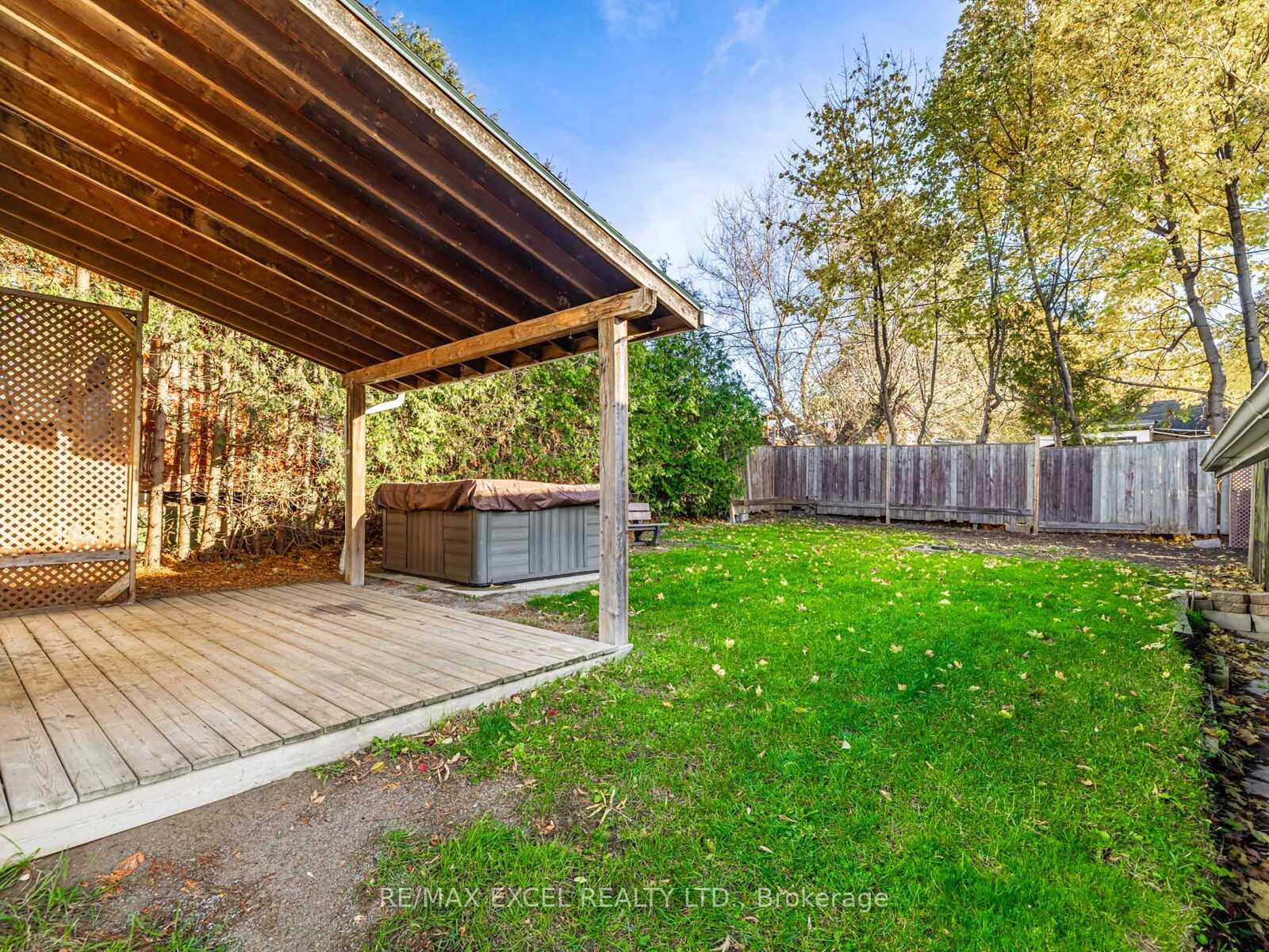 Photo 38 of 299 Pasadena Drive, Georgina, Keswick South — HOMEH