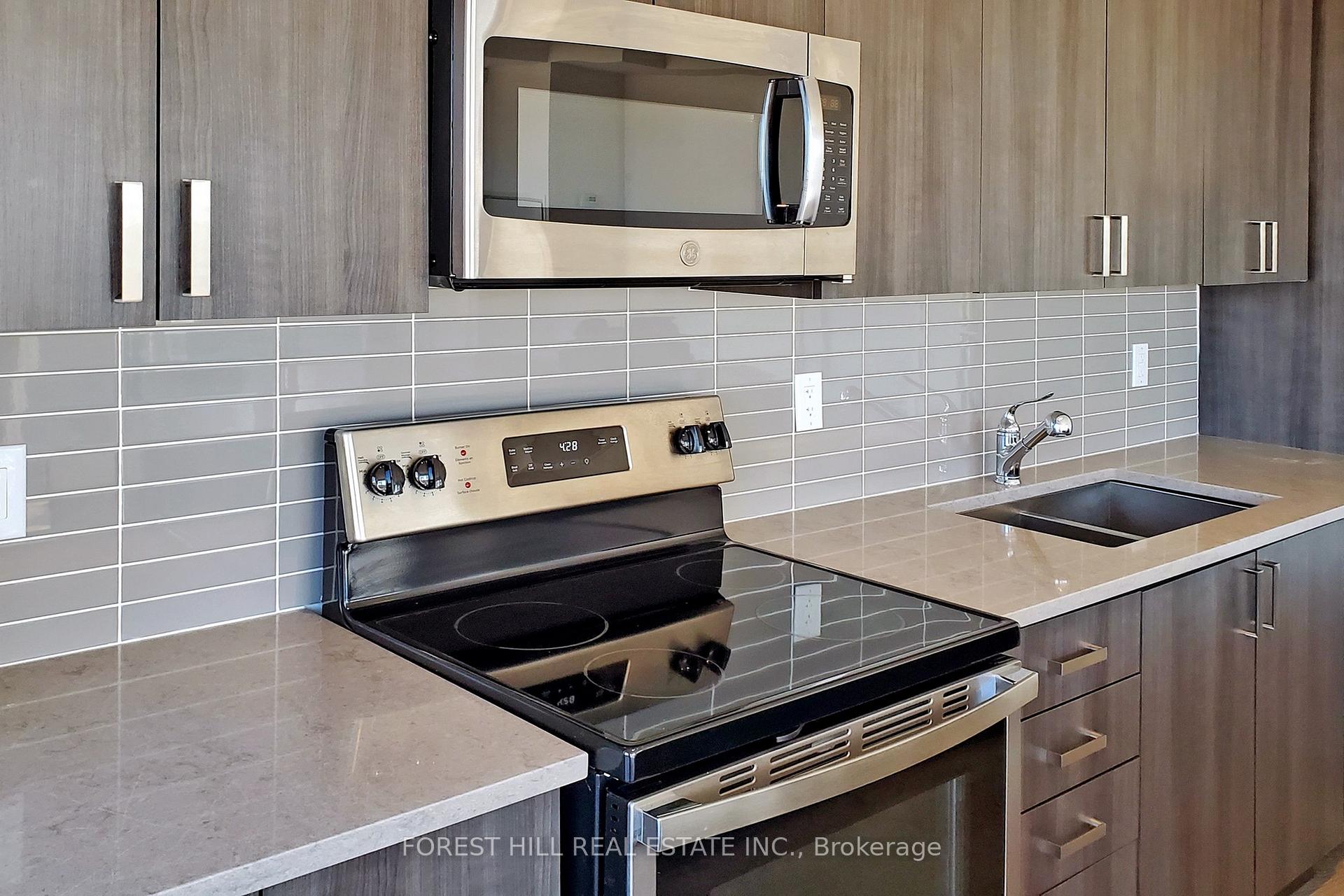 Photo 13 of Unit 307, 550 North Service Road, Grimsby, Grimsby Beach — HOMEH