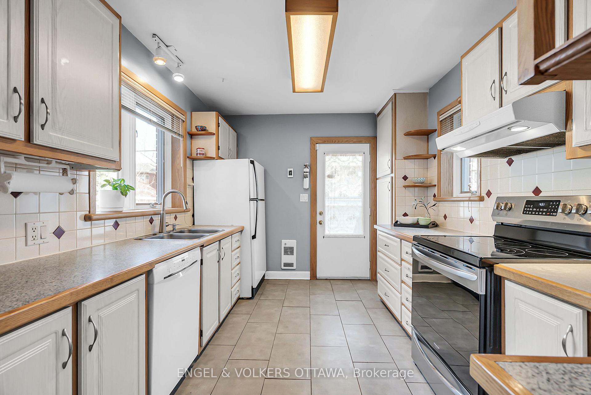 Photo 12 of 224 Powell Avenue, Ottawa, Glebe — HOMEH