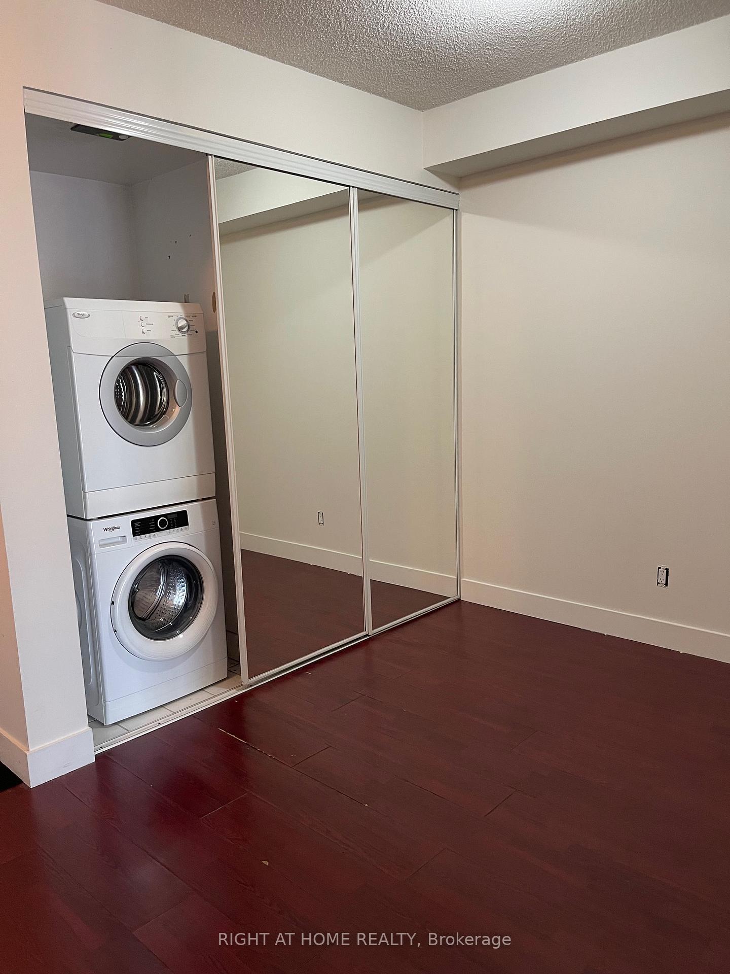 Photo 3 of Unit 1104, 168 King Street E, Toronto, Moss Park — HOMEH