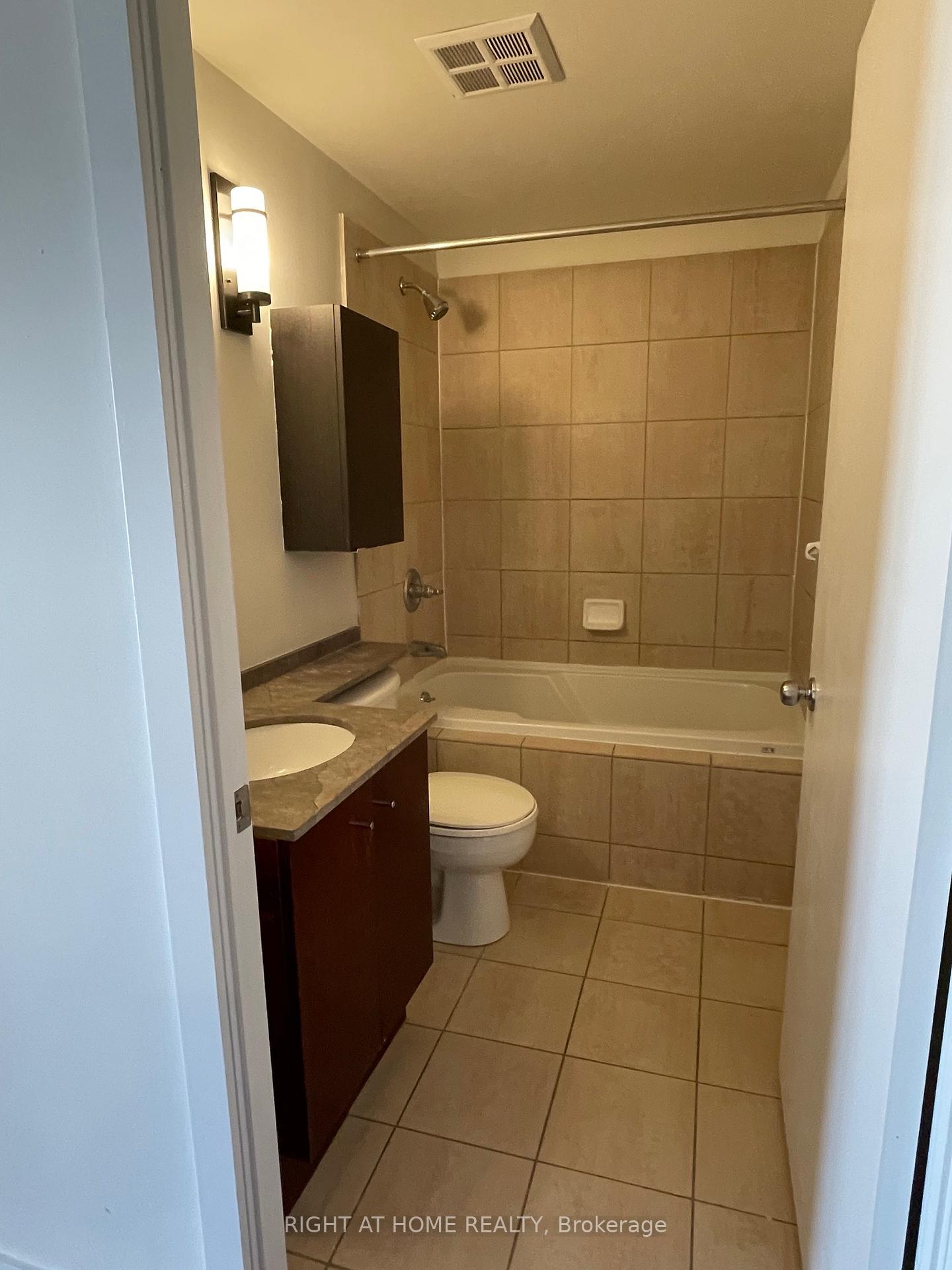 Photo 10 of Unit 1104, 168 King Street E, Toronto, Moss Park — HOMEH
