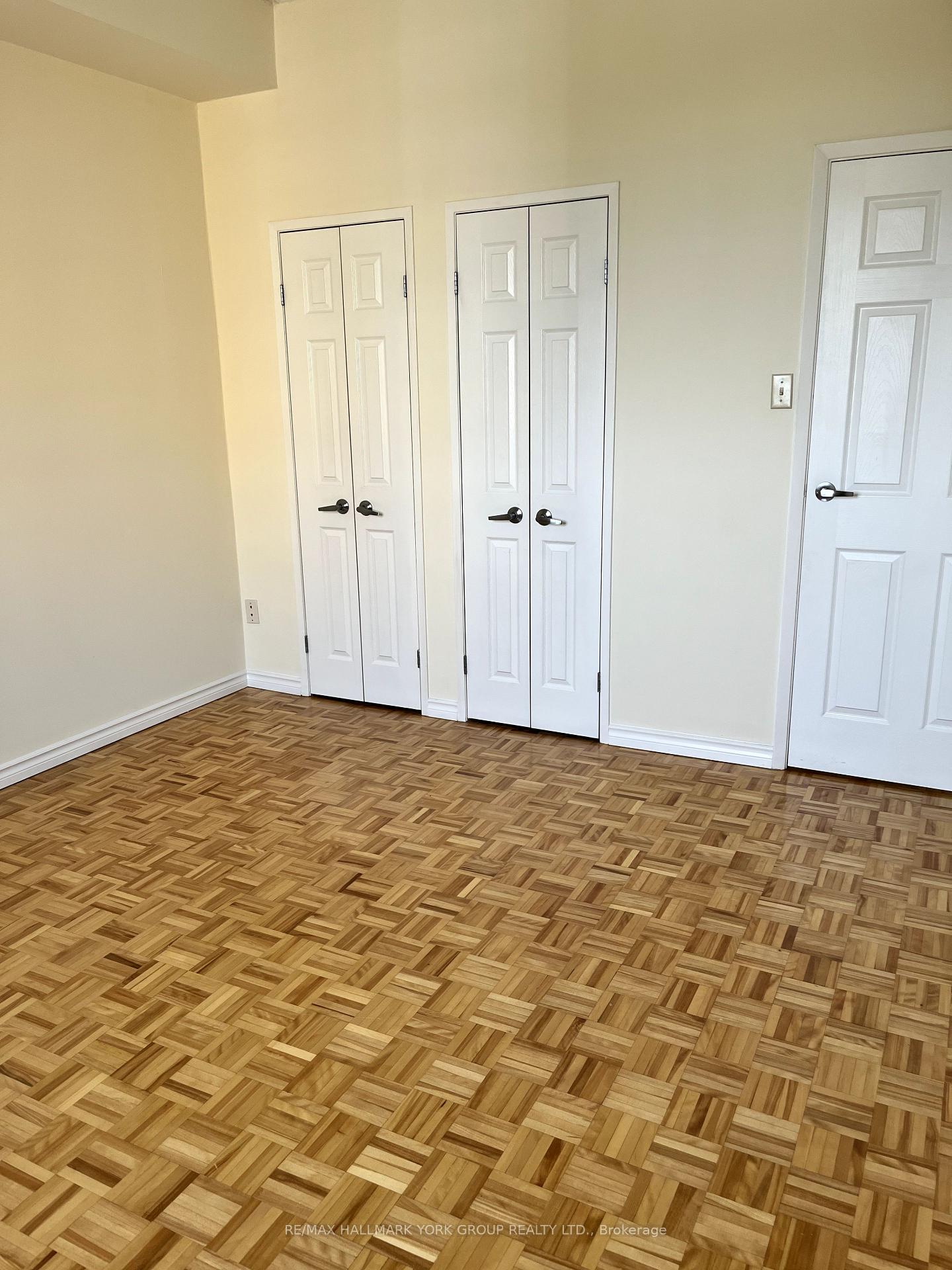 Photo 4 of Unit 705, 262 Rose Street, Barrie, Wellington — HOMEH