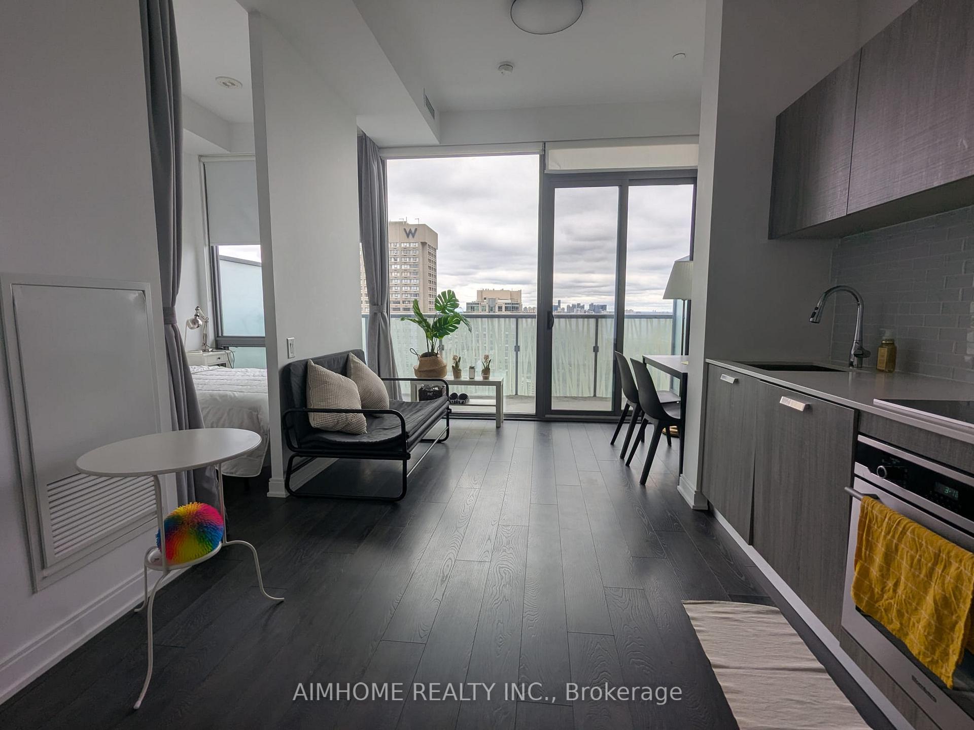Photo 4 of Unit 3010, 50 Charles Street E, Toronto, Church-Yonge Corridor — HOMEH