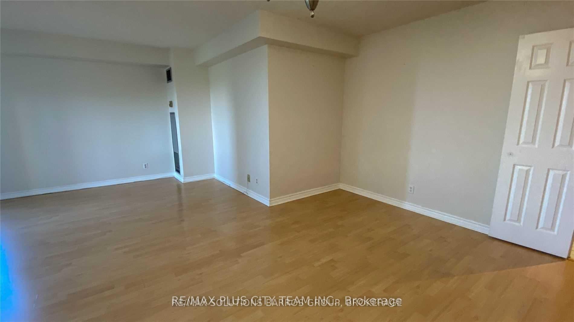 Photo 11 of Unit 305, 205 Wynford Drive, Toronto, Flemingdon Park — HOMEH