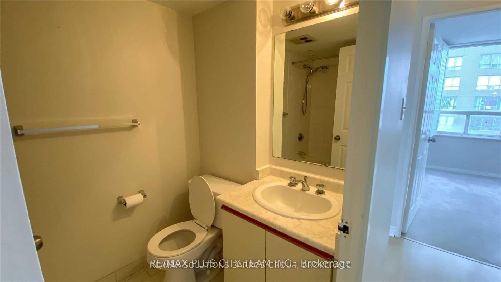 Photo 18 of Unit 305, 205 Wynford Drive, Toronto, Flemingdon Park — HOMEH