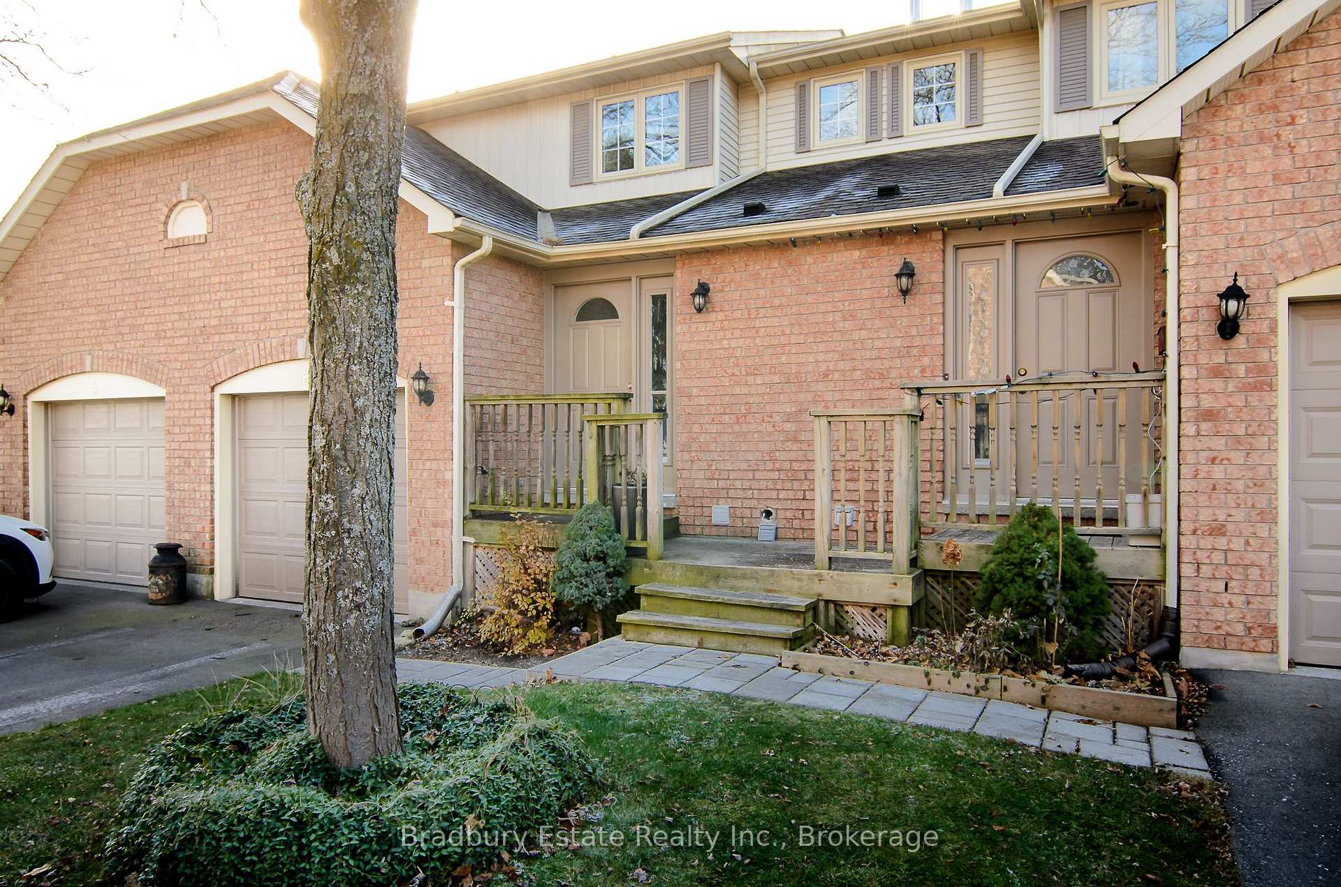 Front of Unit 6, 79 Braeheid Avenue