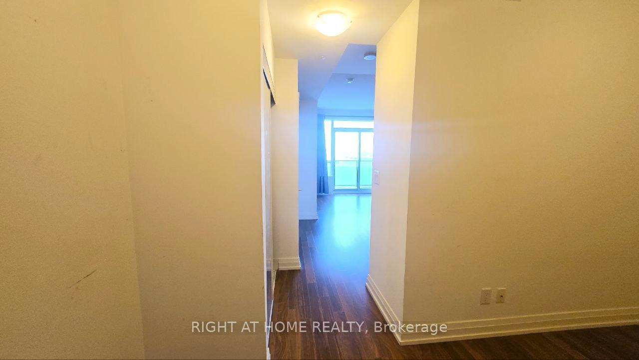 Photo 4 of Unit 506, 7167 Yonge Street, Markham, Grandview — HOMEH