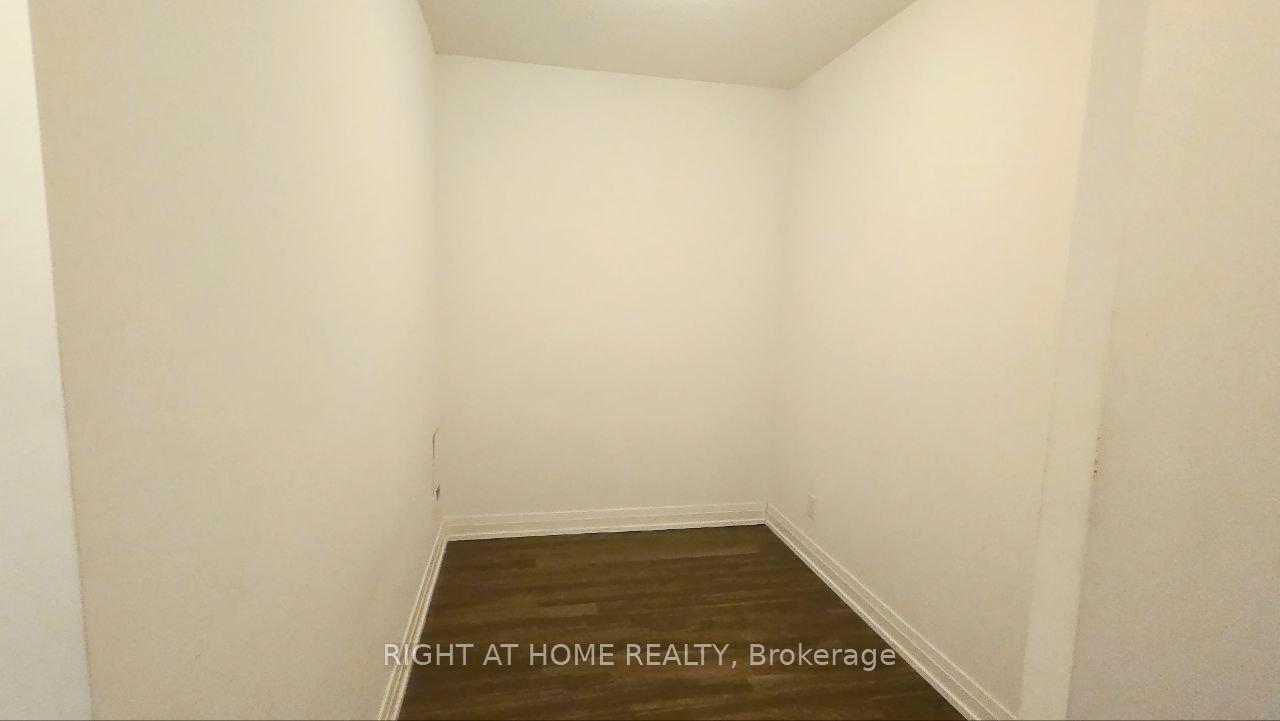 Photo 5 of Unit 506, 7167 Yonge Street, Markham, Grandview — HOMEH