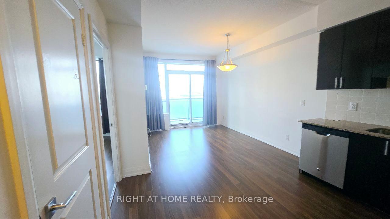 Photo 6 of Unit 506, 7167 Yonge Street, Markham, Grandview — HOMEH
